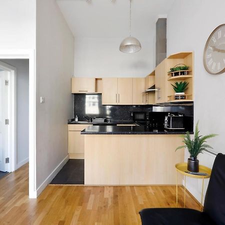 Great 2 Bedroom Apt By The Beach And Town 布赖顿 外观 照片