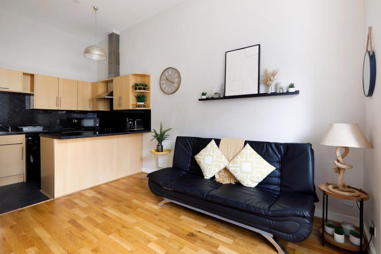 Great 2 Bedroom Apt By The Beach And Town 布赖顿 外观 照片